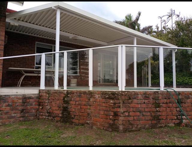 5 BEDROOM HOUSE FOR SALE IN MANABA BEACH